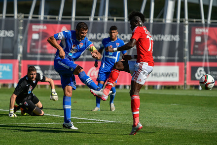 Benfica B v Gil Vicente Segunda Liga J8 2015/16