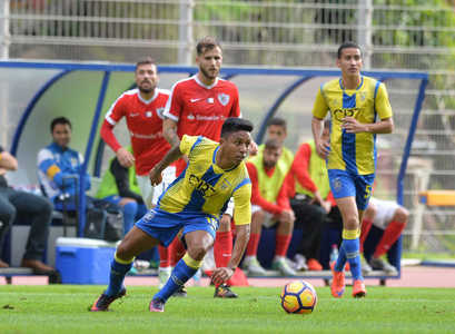 U. Madeira x Santa Clara - Ledman LigaPro 2016/2017 - CampeonatoJornada 17