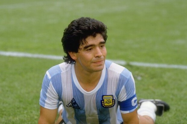 O dia em que cortaram as pernas a Maradona