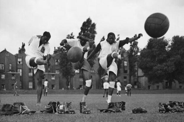 Futebol e colonialismo